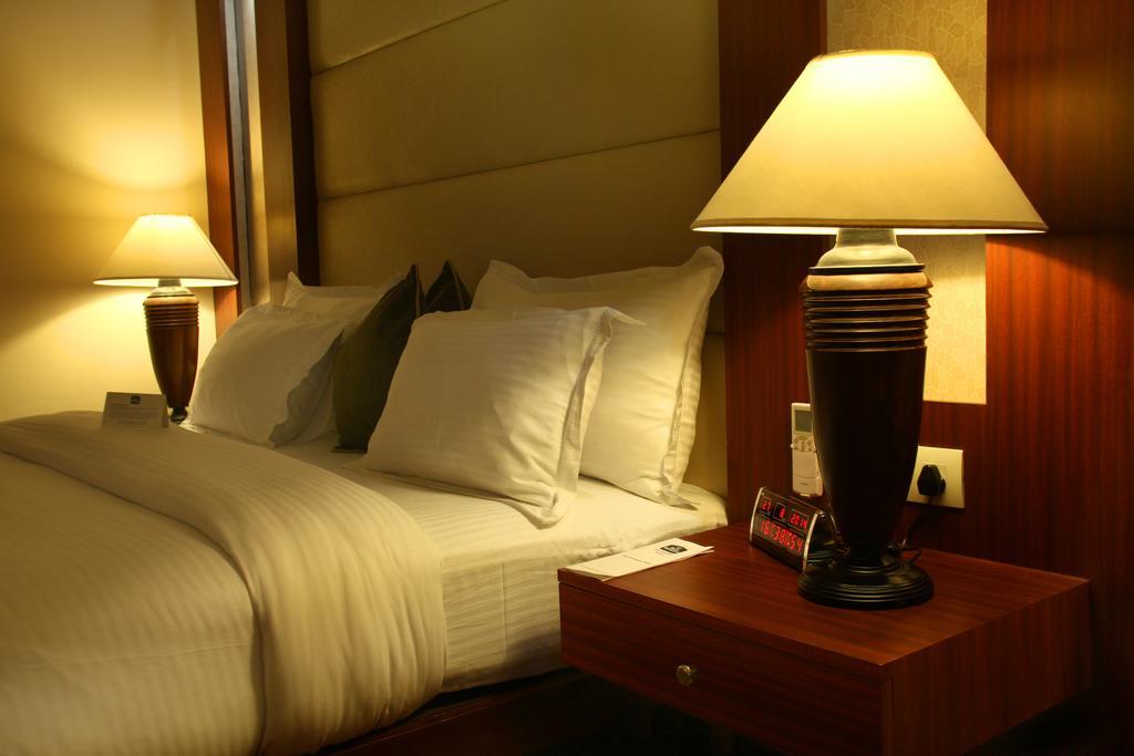 Continent Nakodar Hotel & Resorts Cameră foto