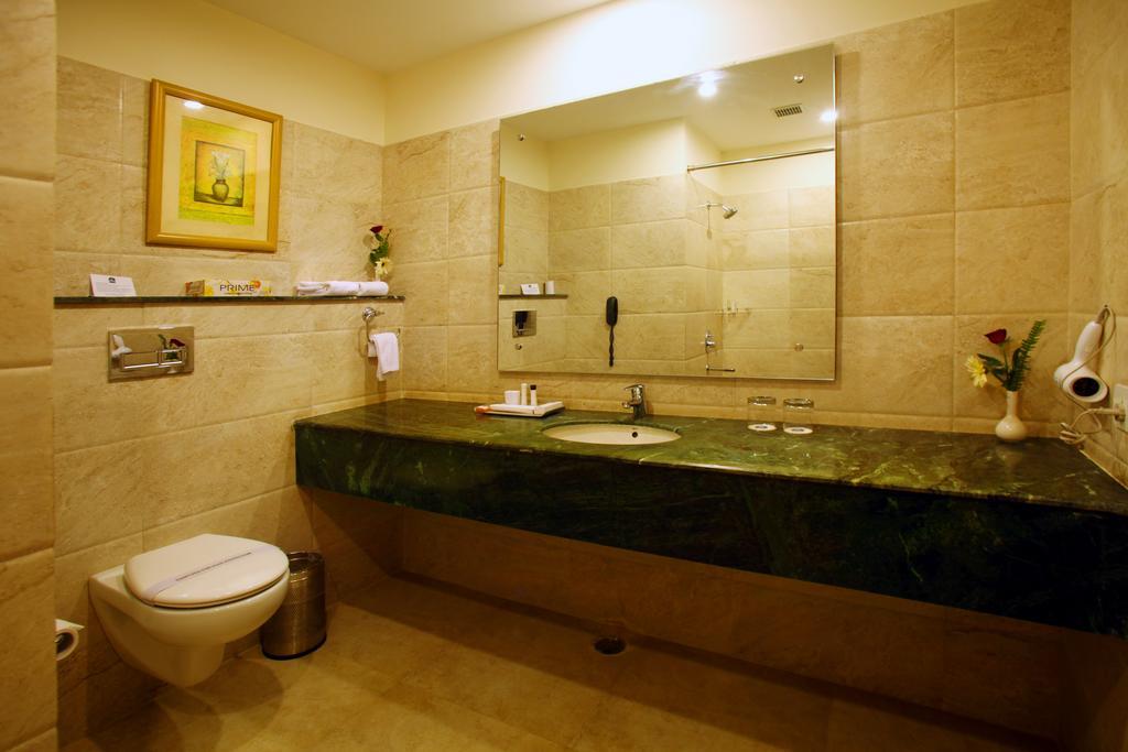 Continent Nakodar Hotel & Resorts Cameră foto
