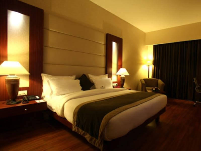 Continent Nakodar Hotel & Resorts Exterior foto